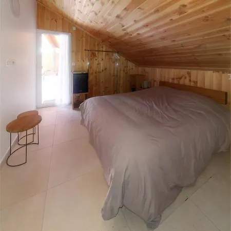 Les Cols - Avec Terrasse & Jardin - Proche De La Nouvelle Gare Bed & Breakfast